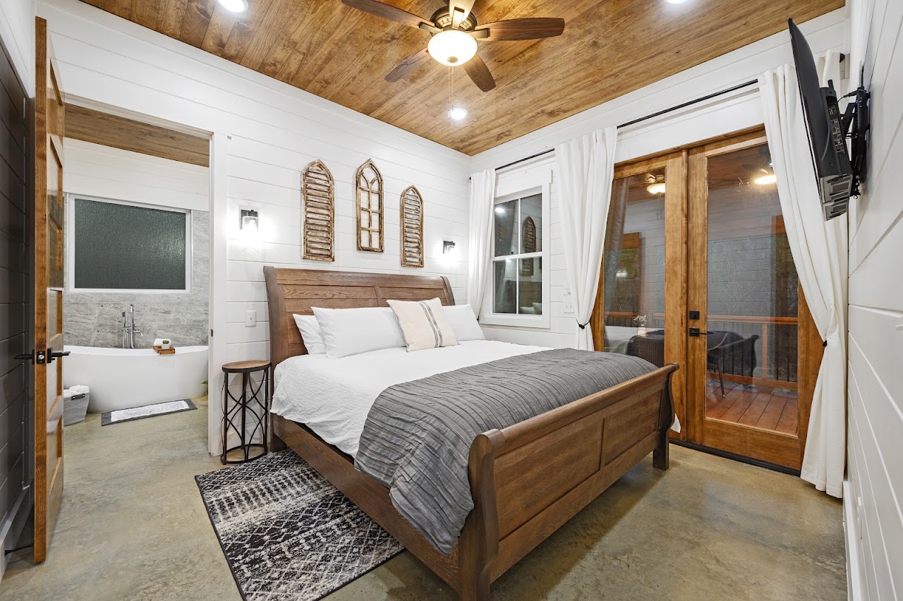Bella Luna Cabin photo 1