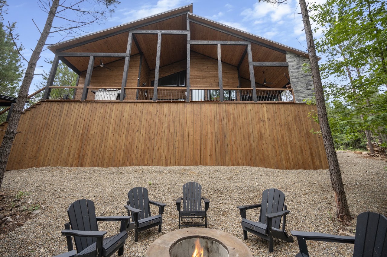 Broken Bow Cabin - The Silo