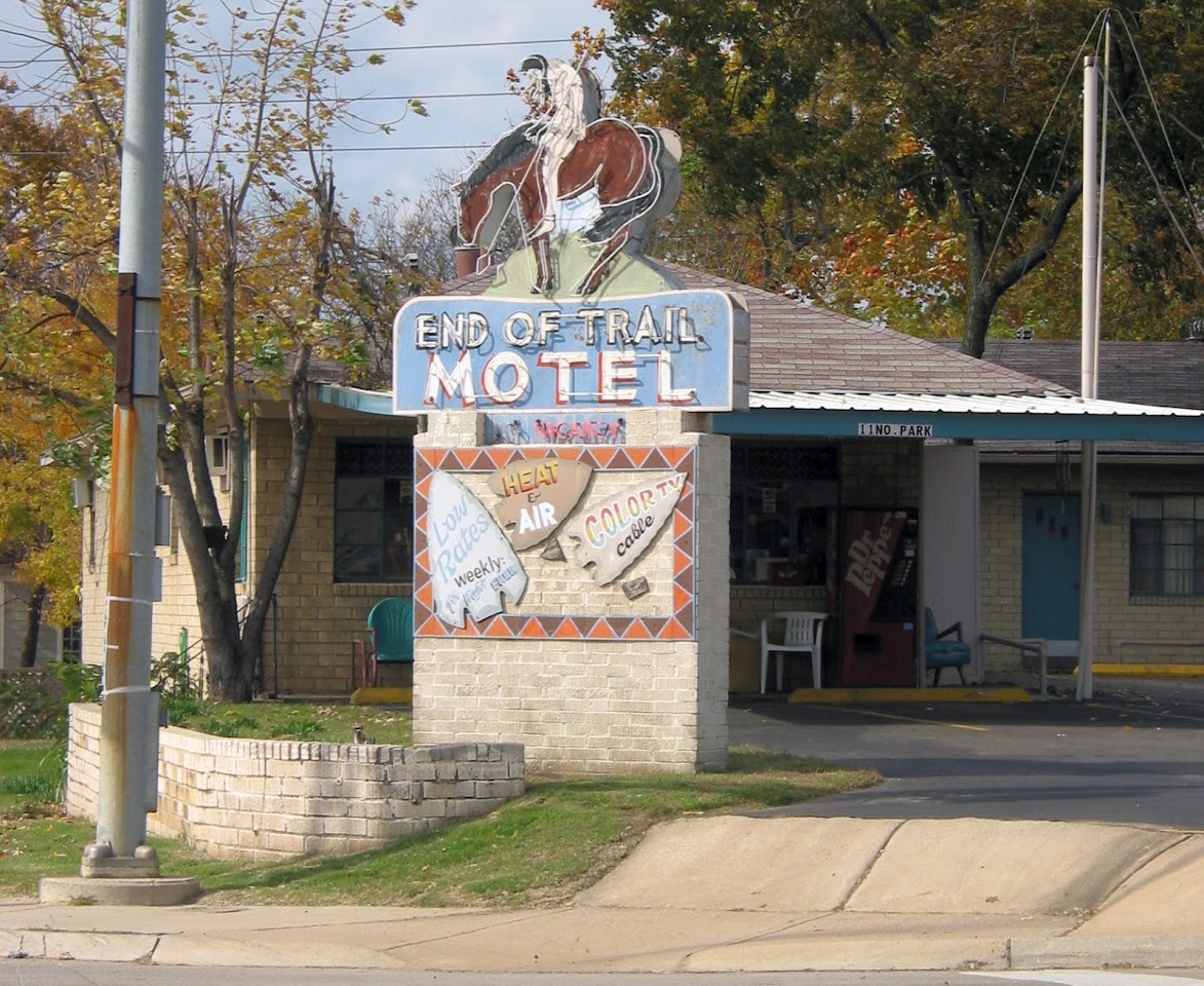 End of Trail Motel photo 1
