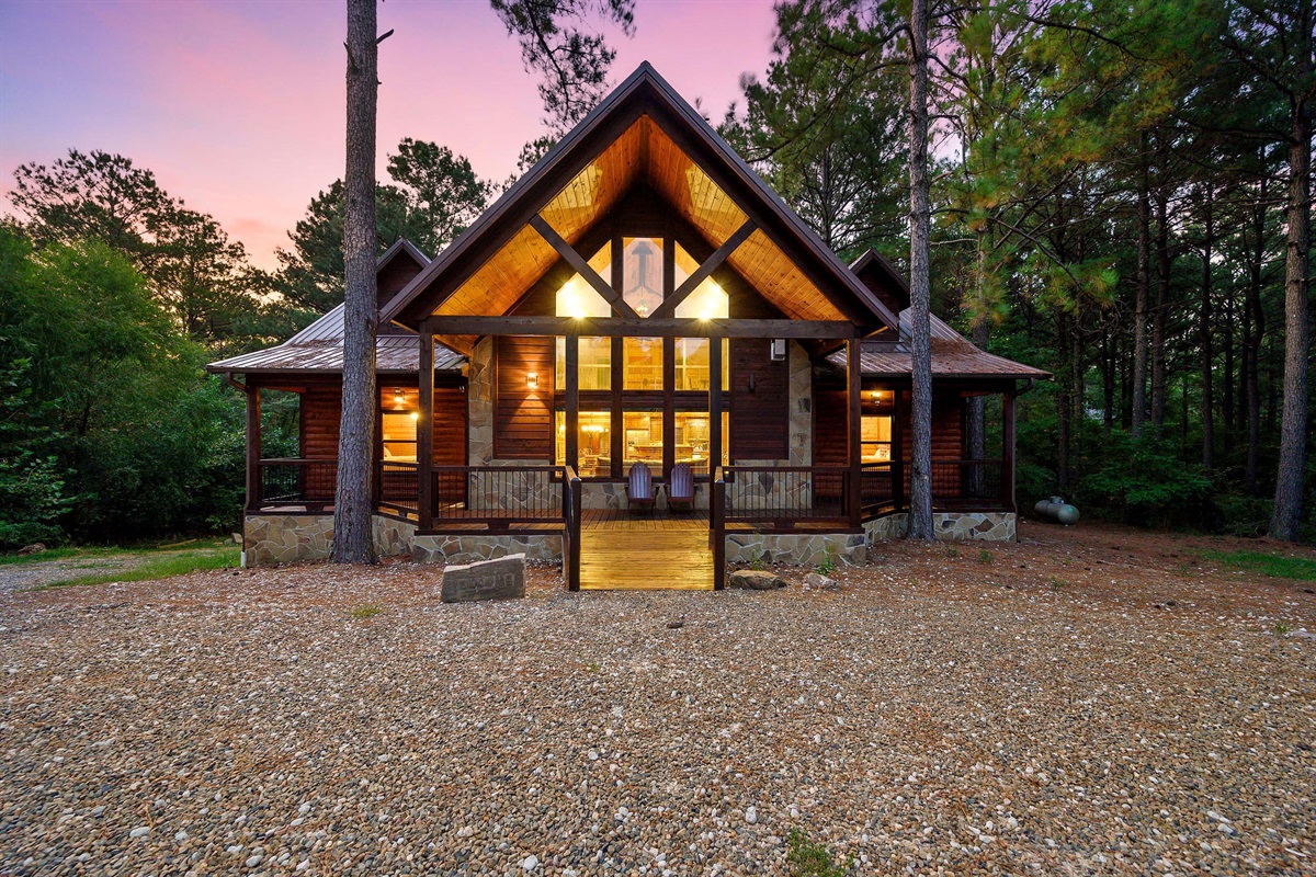 Iron Horse Lodge, Broken Bow OK
