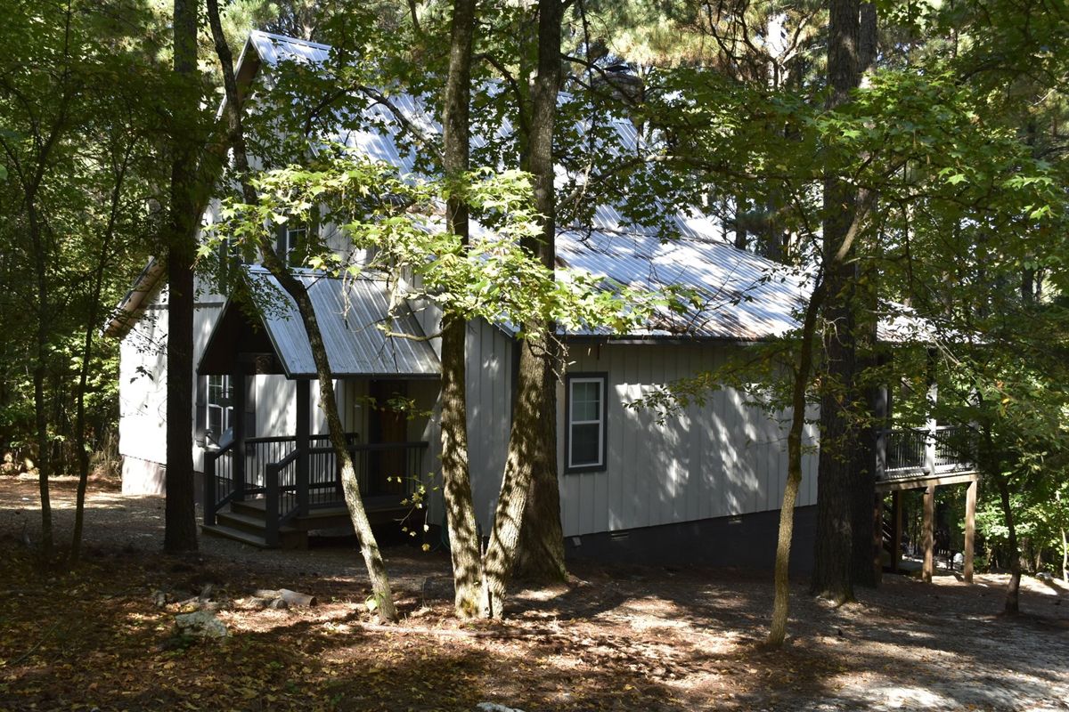 Moondance Lodge photo 1