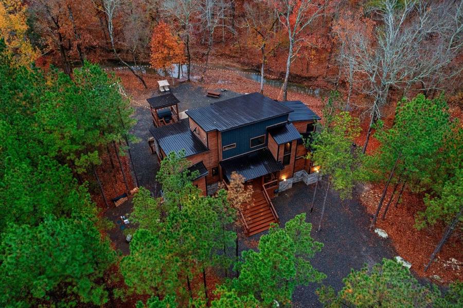 Moose Mansion photo 1