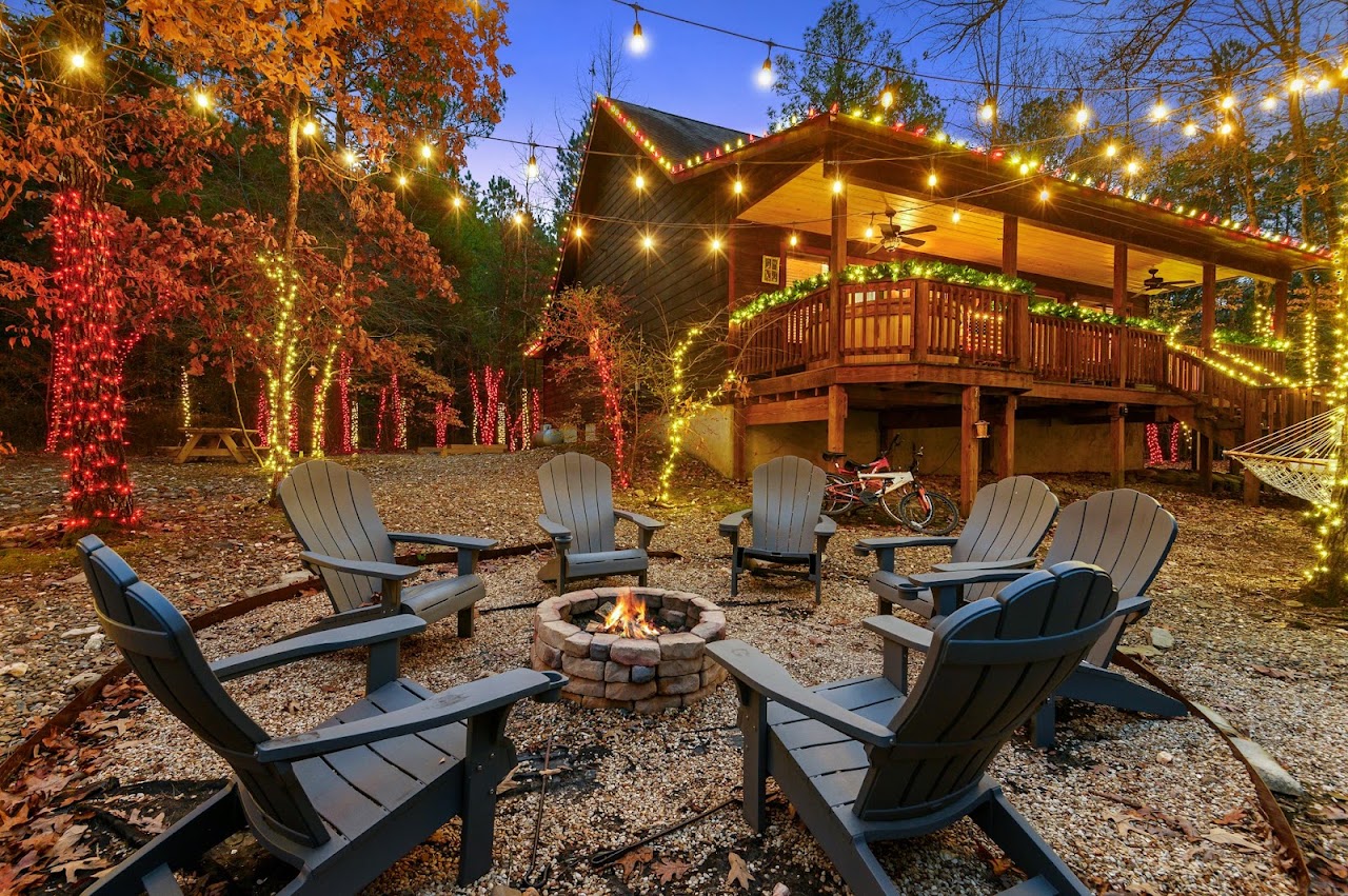 Pine Creek Summit – Broken Bow Cabin Rental