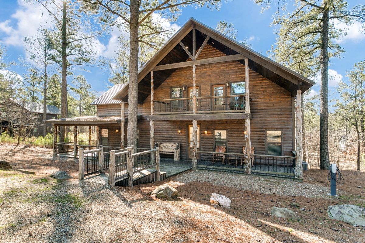 Twin Bears Lodge photo 1