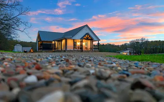 2 Hearts Cabin