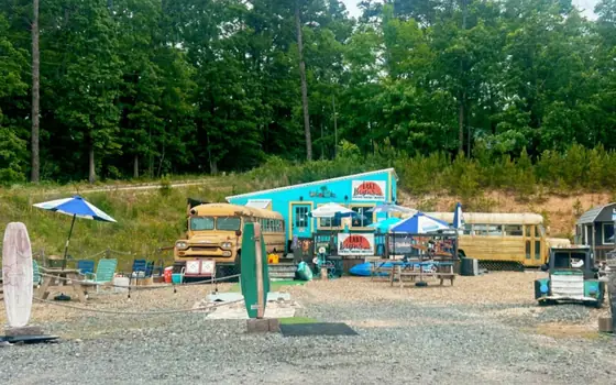 Lake Bums Grill & Buzz Bar