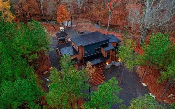 Moose Mansion