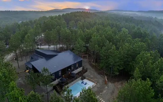 The Iron Spike Lodge